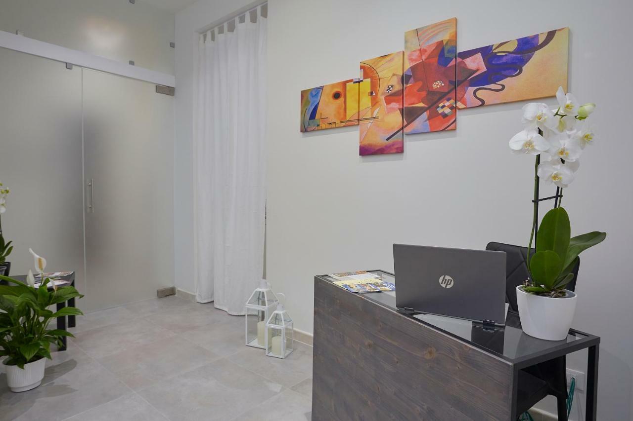 Better & Better Bed & Breakfast Palermo Exterior photo